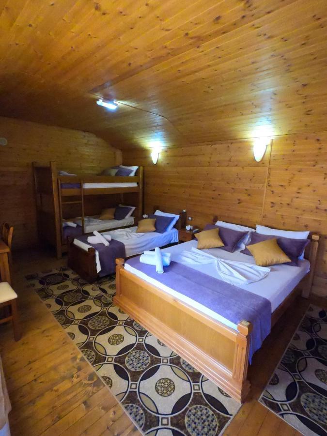 Bicaj Hotel 3*