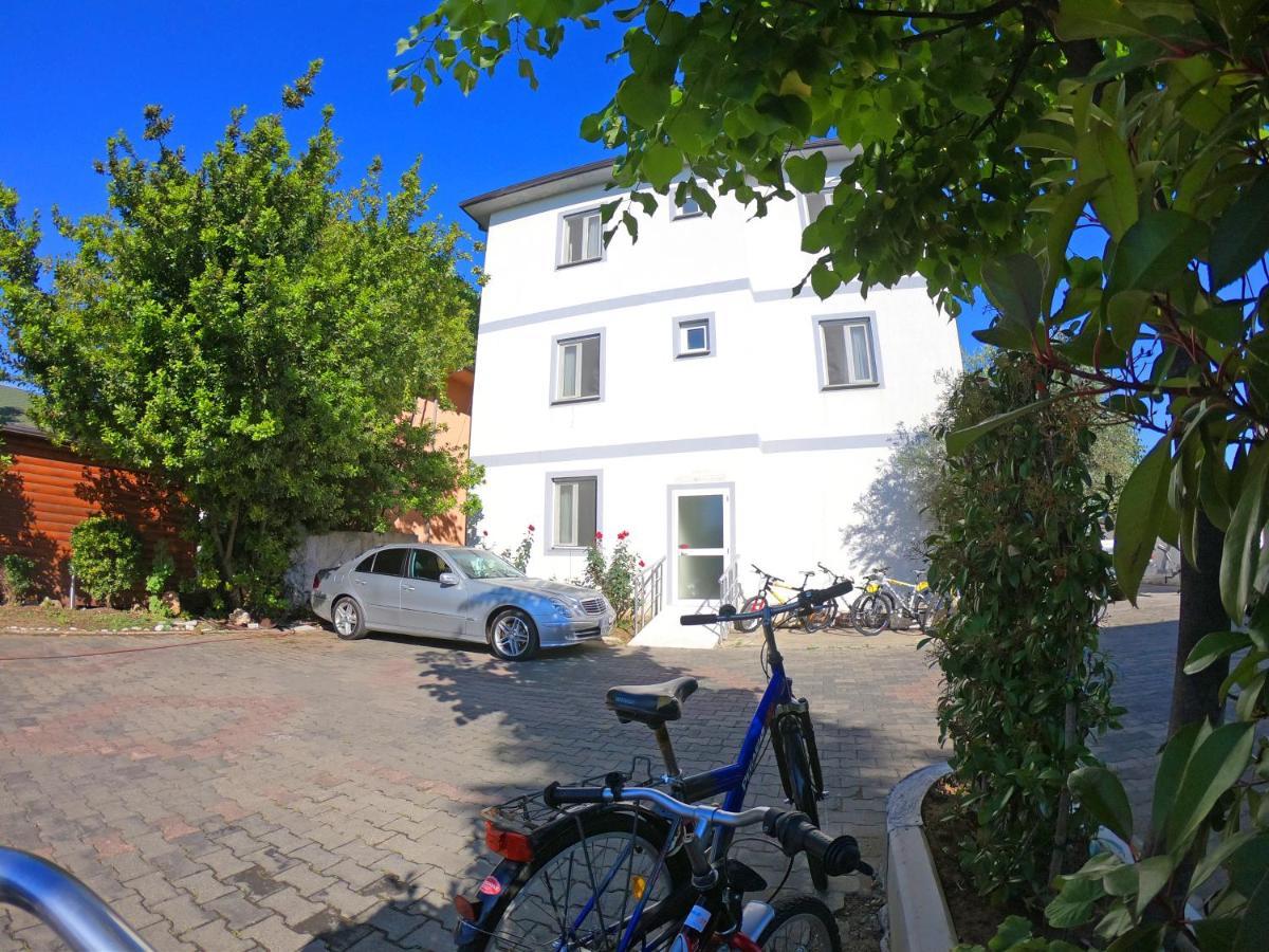 Bicaj Hotel